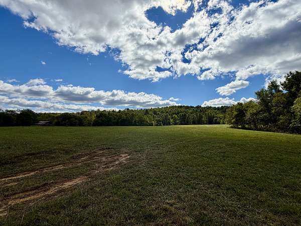 10.5 Acres of Land for Sale in Smithville, Tennessee