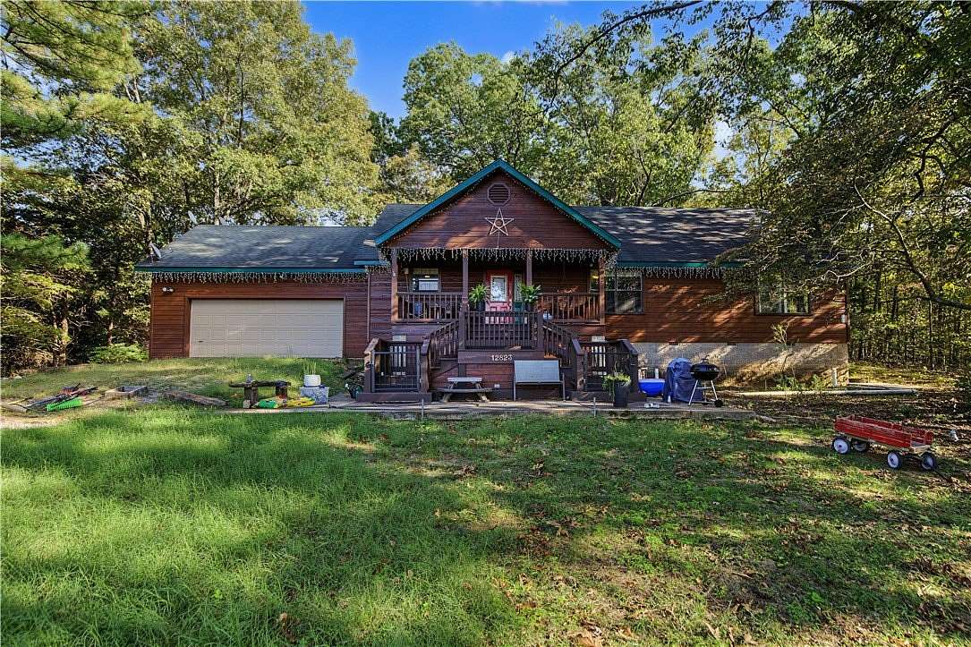 20 Acres of Agricultural Land with Home for Sale in West Fork, Arkansas