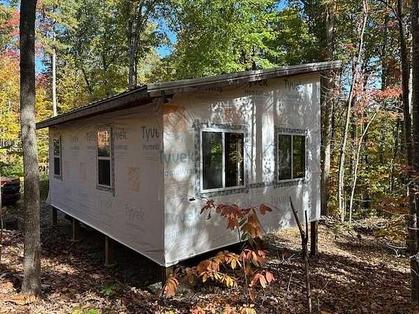 5 Acres of Land for Sale in Crawford, Tennessee