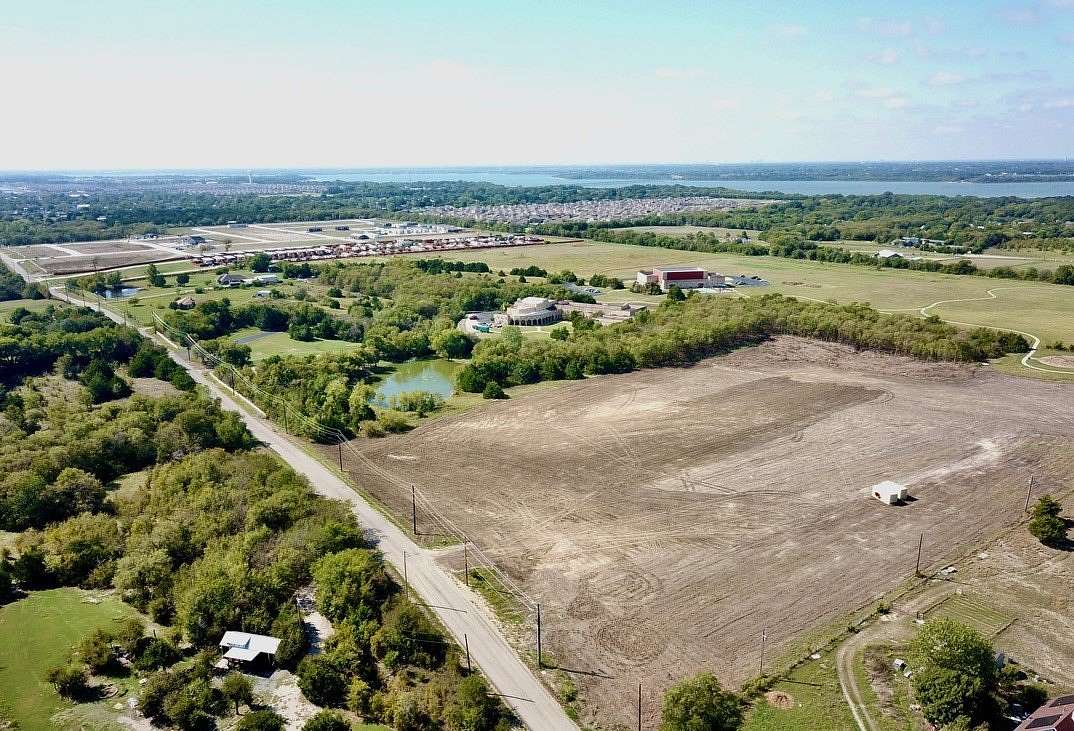 12 Acres of Mixed-Use Land for Sale in Princeton, Texas