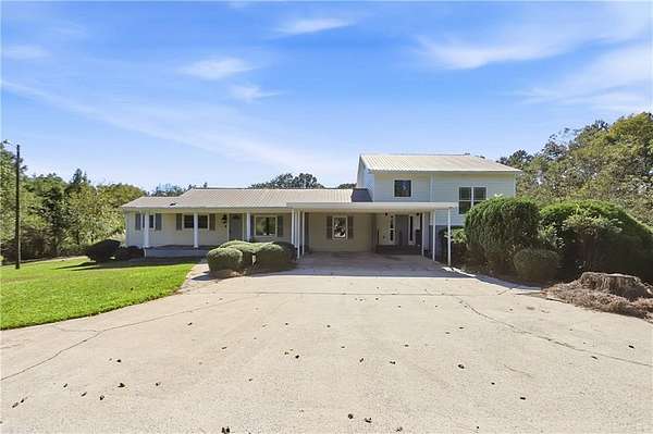 2.15 Acres of Land with Home for Sale in Athens, Georgia