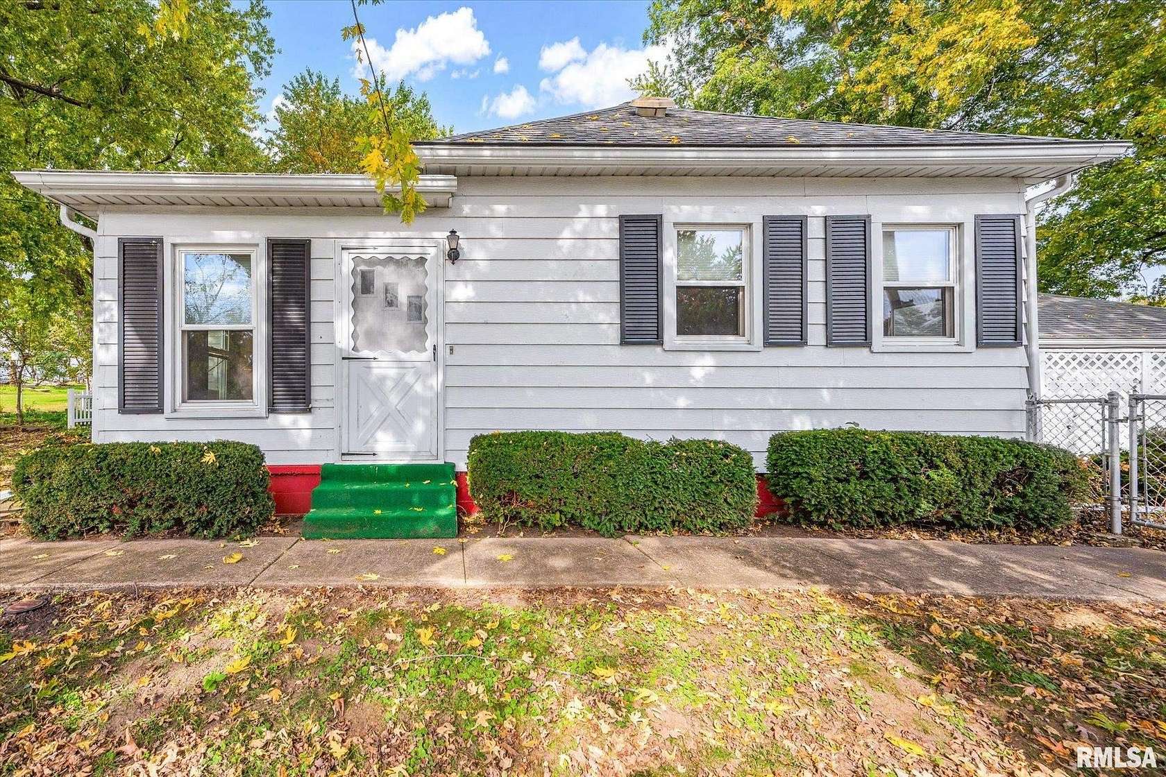 2 Acres of Land with Home for Sale in Delavan, Illinois