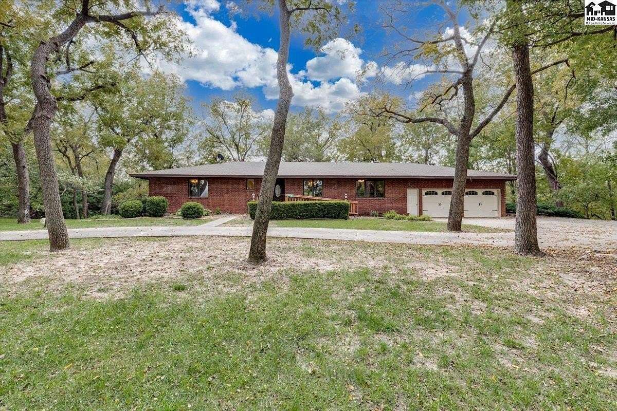 3.68 Acres of Land with Home for Sale in Hutchinson, Kansas