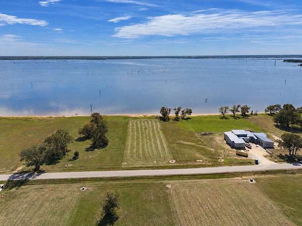 1.1 Acres of Residential Land for Sale in Corsicana, Texas