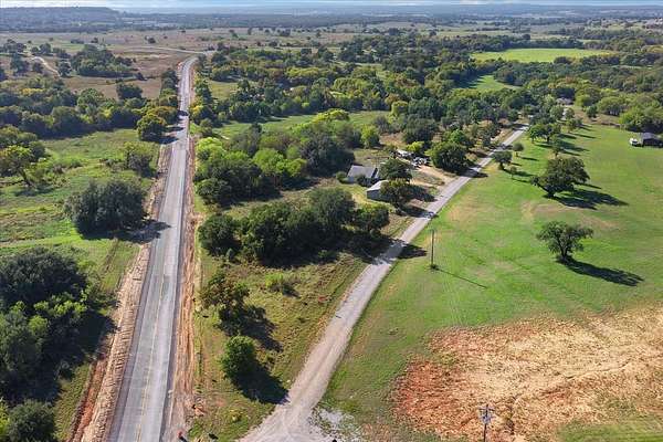 5 Acres of Land for Sale in Forestburg, Texas