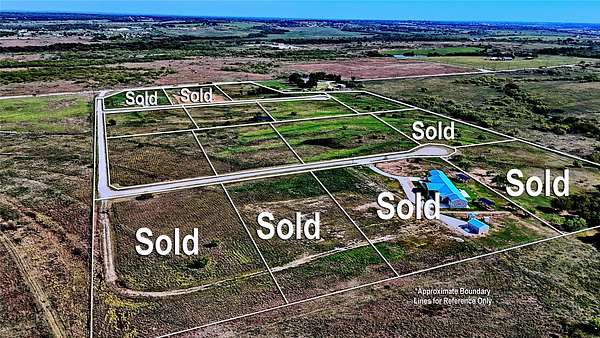 2 Acres of Residential Land for Sale in Bowie, Texas