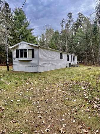 1.5 Acres of Land with Home for Sale in Lakewood, Wisconsin