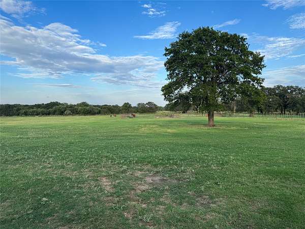 32 Acres of Land with Home for Sale in Lipan, Texas