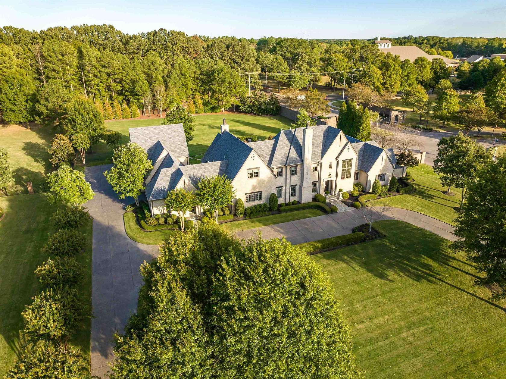1.73 Acres of Land with Home for Sale in Collierville, Tennessee