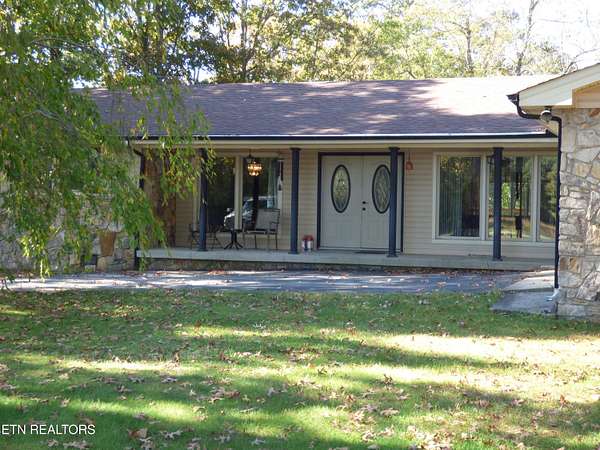 1.7 Acres of Land with Home for Sale in Crossville, Tennessee