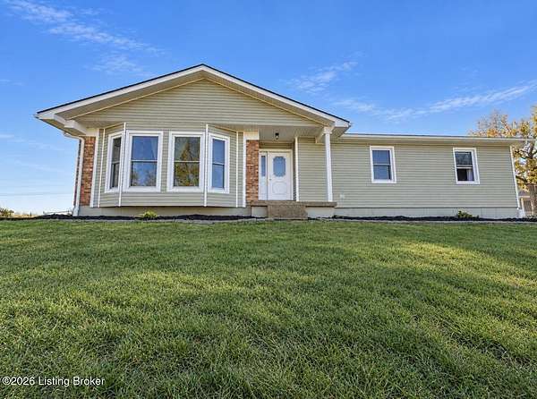 5 Acres of Land with Home for Sale in Bardstown, Kentucky