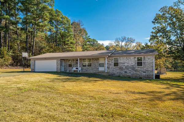 2.63 Acres of Land with Home for Sale in Hot Springs, Arkansas