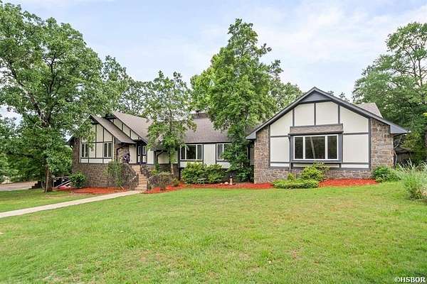 3.49 Acres of Land with Home for Sale in Hot Springs, Arkansas