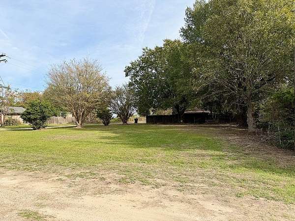 0.19 Acres of Residential Land for Sale in Somerville, Texas