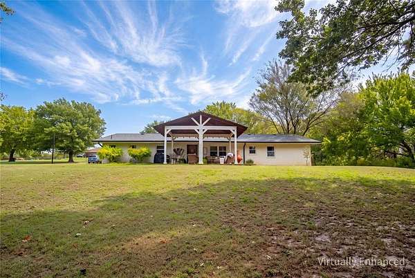 5.85 Acres of Land with Home for Sale in Lindsay, Oklahoma