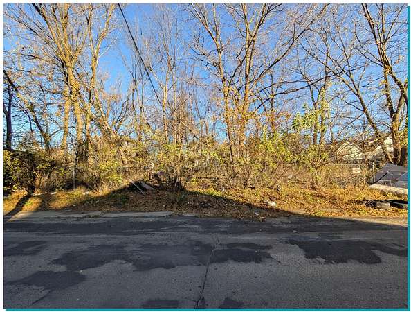 0.14 Acres of Residential Land for Sale in Milwaukee, Wisconsin