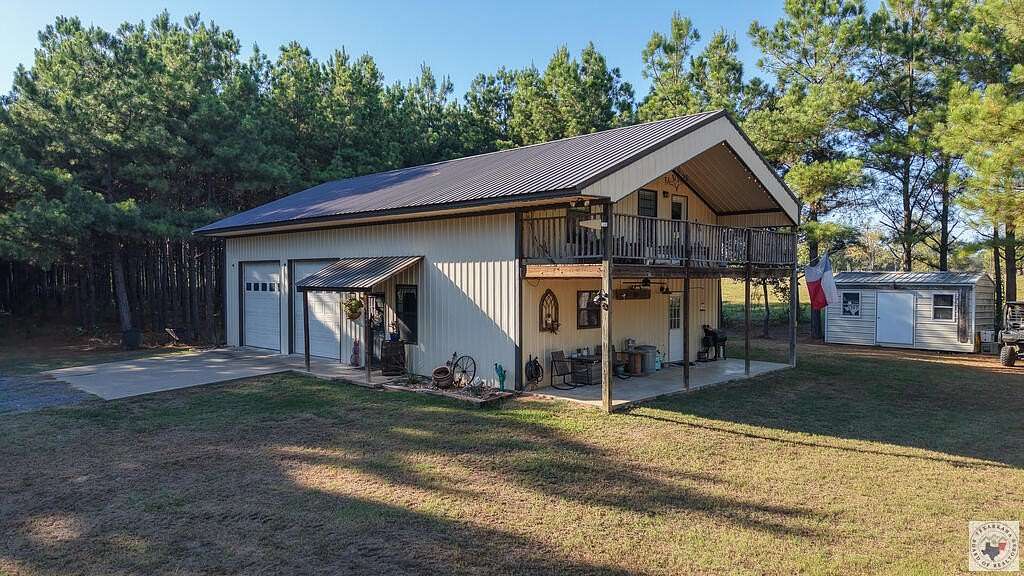 28 Acres of Recreational Land with Home for Sale in New Boston, Texas