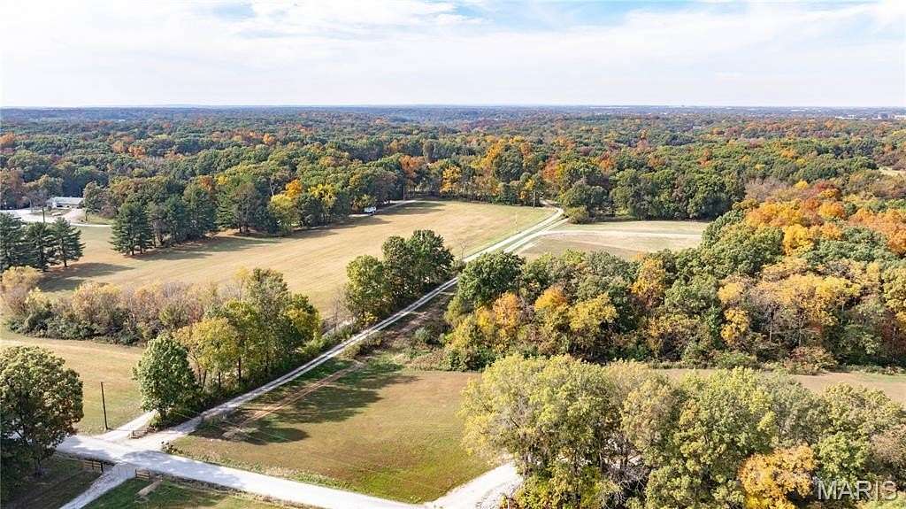 3 Acres of Residential Land for Sale in Brighton, Illinois