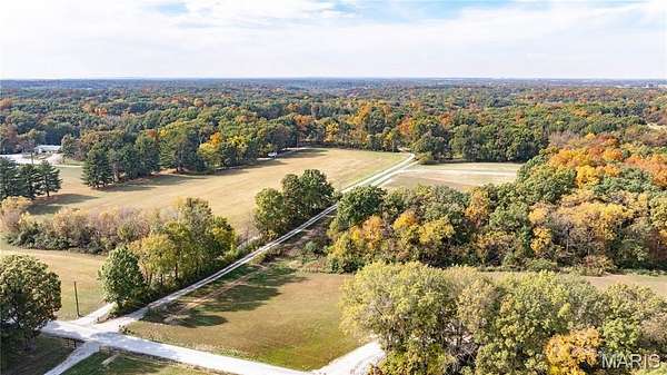 3 Acres of Residential Land for Sale in Brighton, Illinois