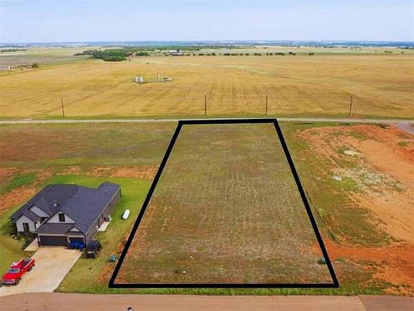 0.5 Acres of Residential Land for Sale in Cashion, Oklahoma