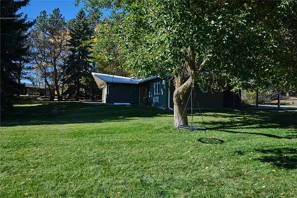 4.46 Acres of Land with Home for Sale in Billings, Montana