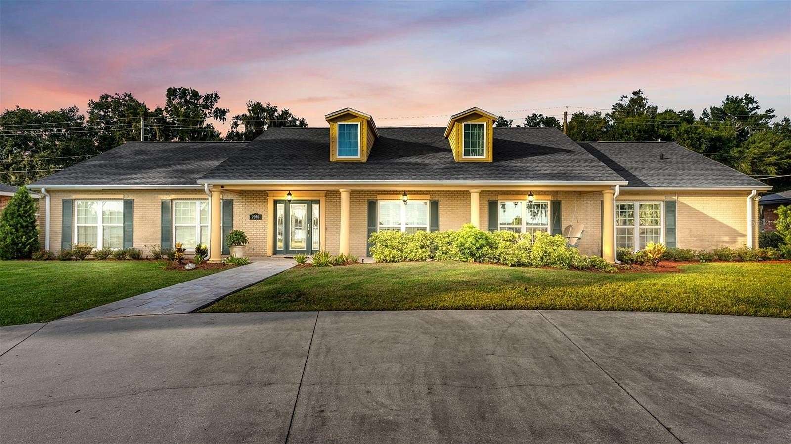 2.55 Acres of Land with Home for Sale in Auburndale, Florida