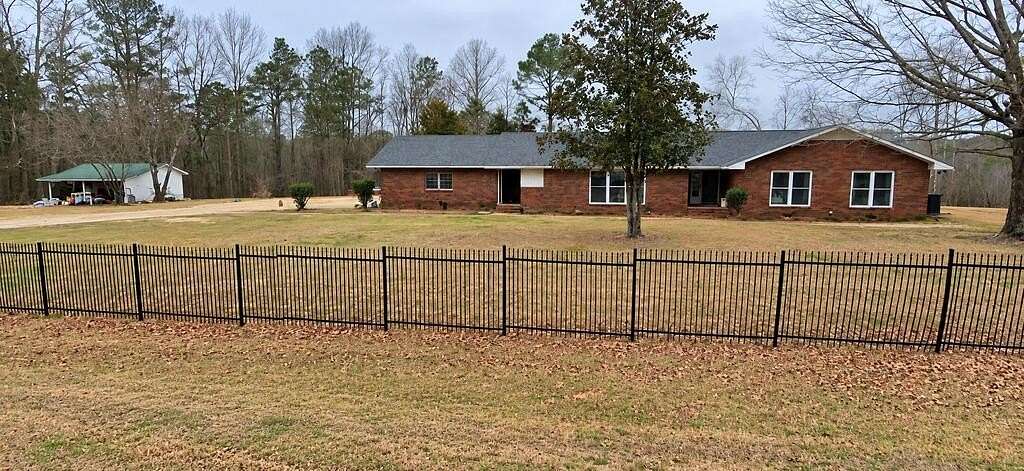 25 Acres of Recreational Land with Home for Sale in Troy, Alabama