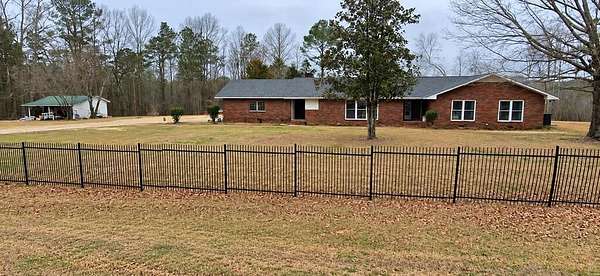 25 Acres of Recreational Land with Home for Sale in Troy, Alabama