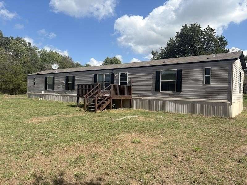 2.24 Acres of Land with Home for Sale in Kerens, Texas