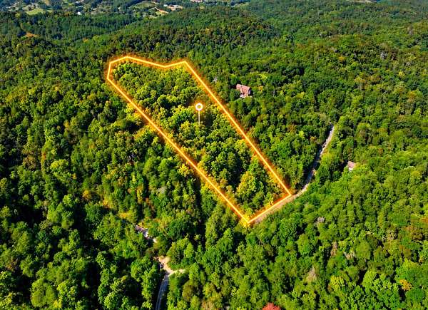 3.14 Acres of Residential Land for Sale in Sevierville, Tennessee
