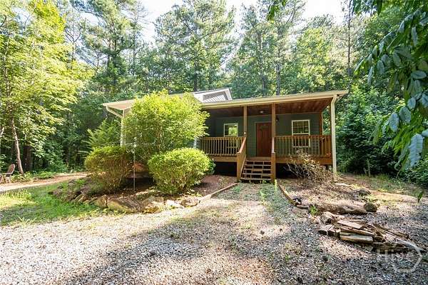 11.8 Acres of Land with Home for Lease in Winterville, Georgia