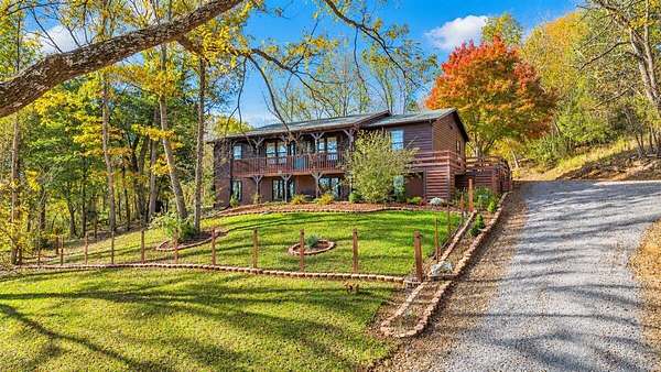 2.5 Acres of Land with Home for Sale in Fincastle, Virginia