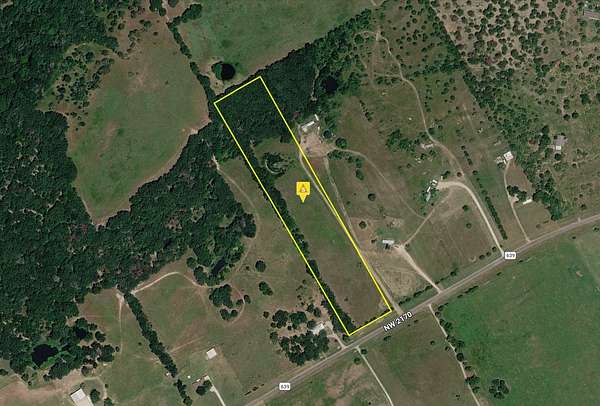 10 Acres of Land for Sale in Frost, Texas