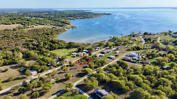 0.3 Acres of Residential Land for Sale in Lone Oak, Texas