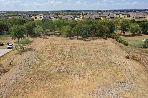 2 Acres of Residential Land for Sale in Royse City, Texas
