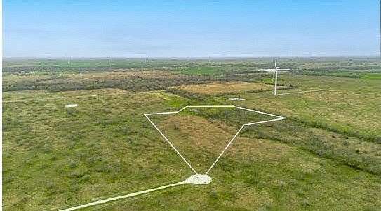 10 Acres of Land for Sale in Hubbard, Texas