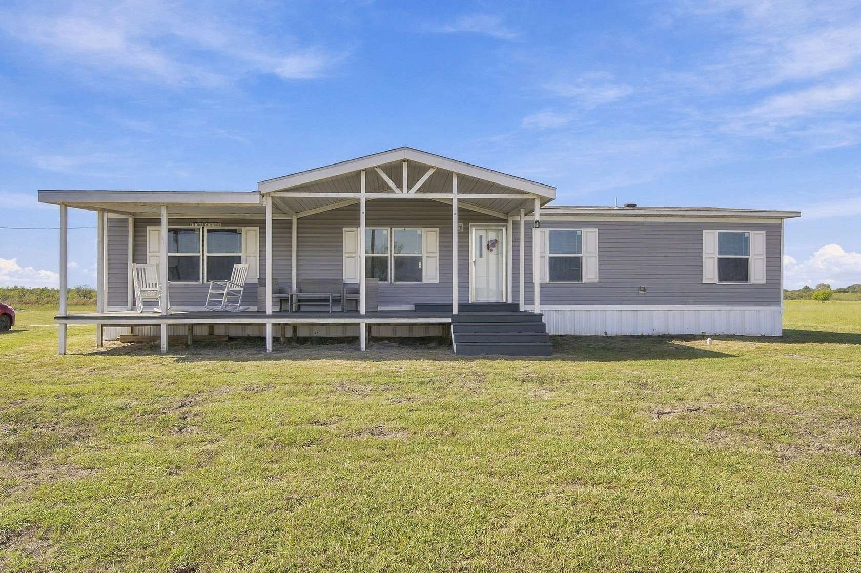 30 Acres of Agricultural Land with Home for Sale in Corsicana, Texas
