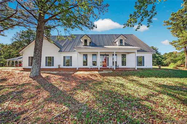 30 Acres of Land with Home for Sale in Mathews, Alabama