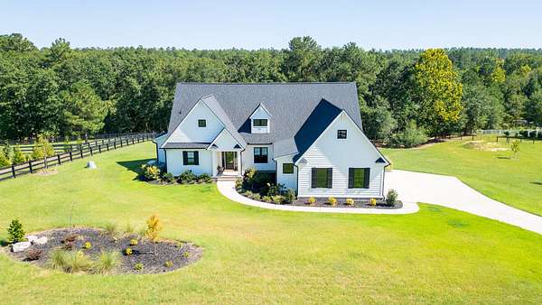 2.1 Acres of Land with Home for Sale in Aiken, South Carolina
