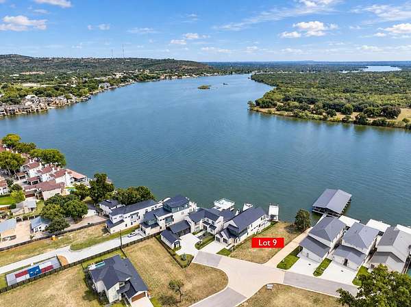 0.18 Acres of Residential Land for Sale in Kingsland, Texas