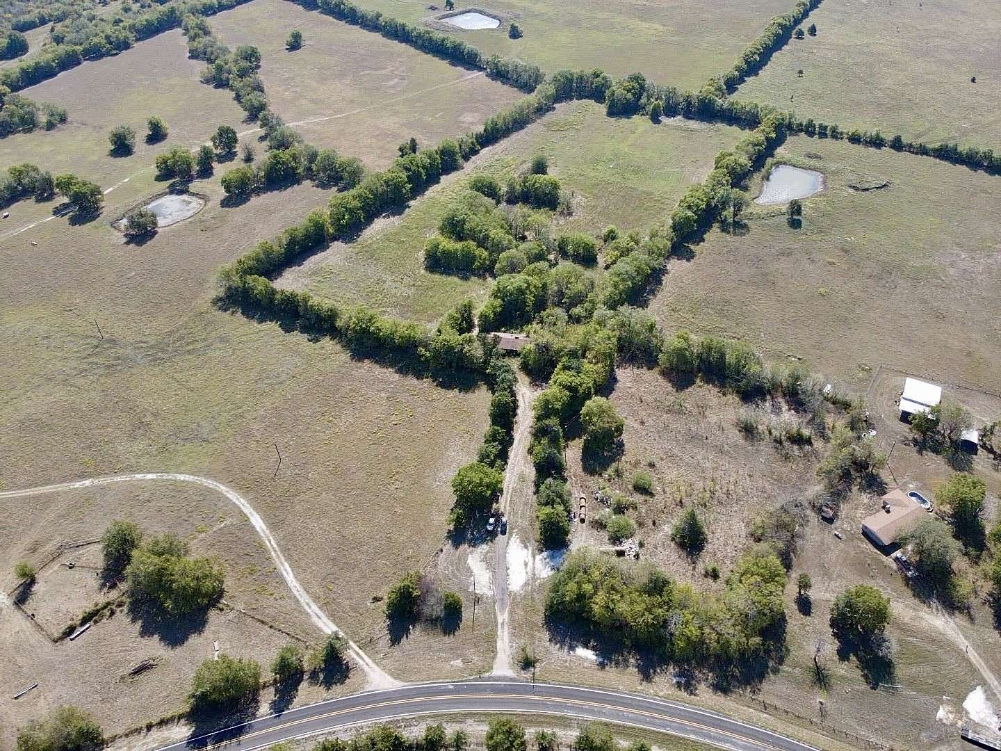 11.5 Acres of Land for Sale in Clarksville, Texas