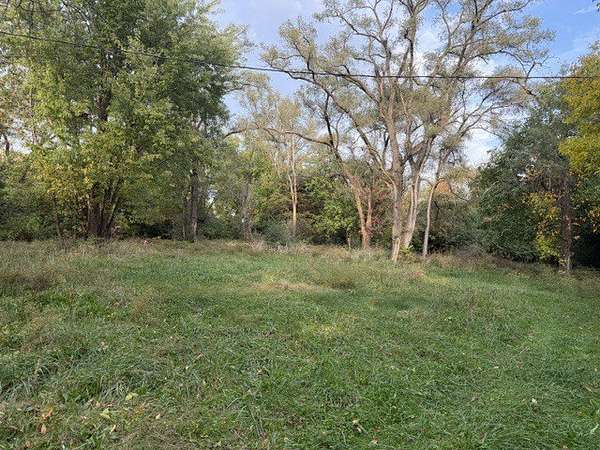 1.55 Acres of Land with Home for Sale in Lemont, Illinois