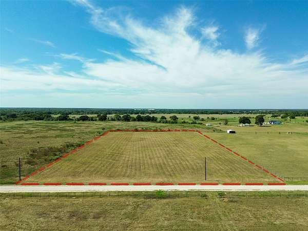 5.86 Acres of Residential Land for Sale in Wills Point, Texas