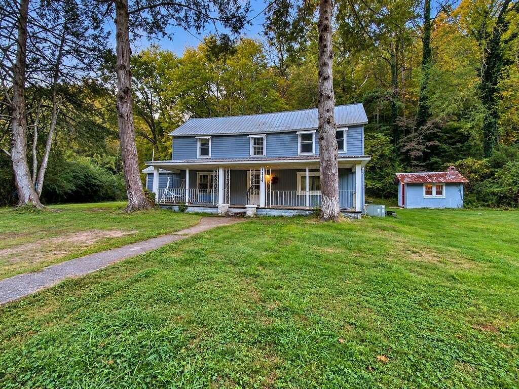 14.6 Acres of Land with Home for Sale in Stone, Kentucky