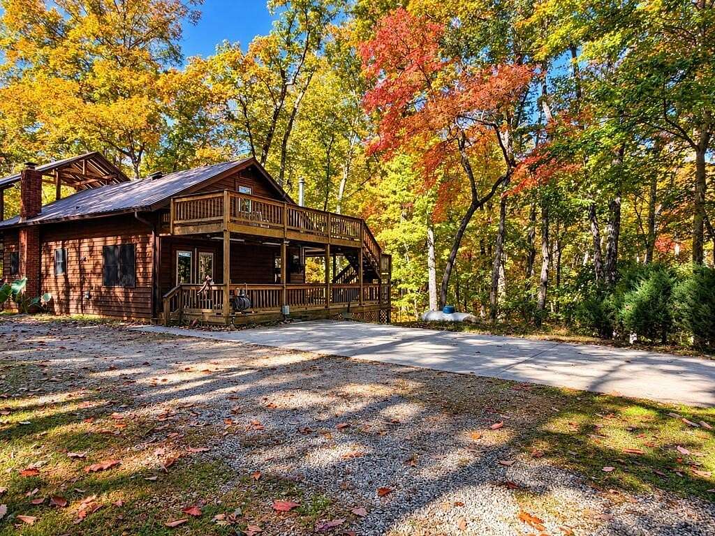 2.64 Acres of Land with Home for Sale in Blairsville, Georgia