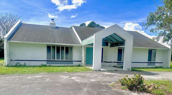 5 Acres of Improved Residential Land for Lease in Fort Pierce, Florida