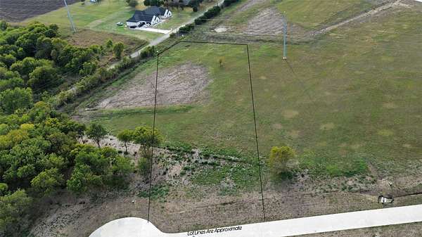 1.79 Acres of Residential Land for Sale in Oak Leaf, Texas
