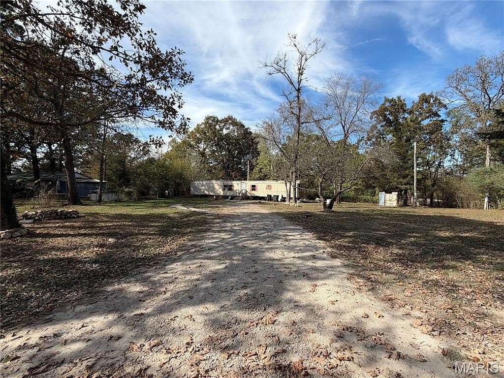 0.54 Acres of Residential Land for Sale in Dixon, Missouri