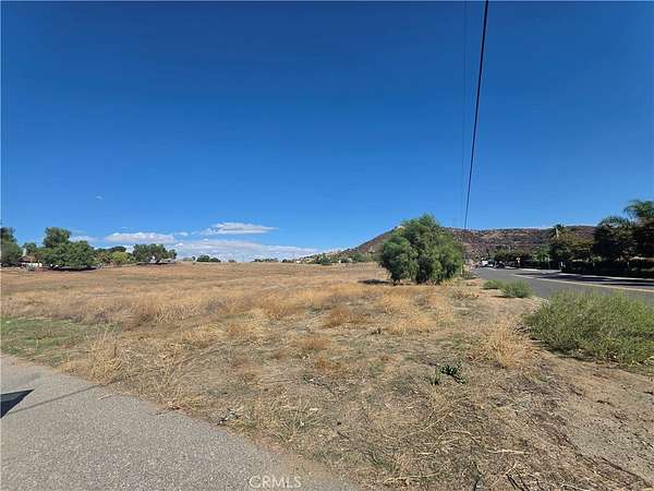 0.82 Acres of Mixed-Use Land for Sale in Lake Elsinore, California