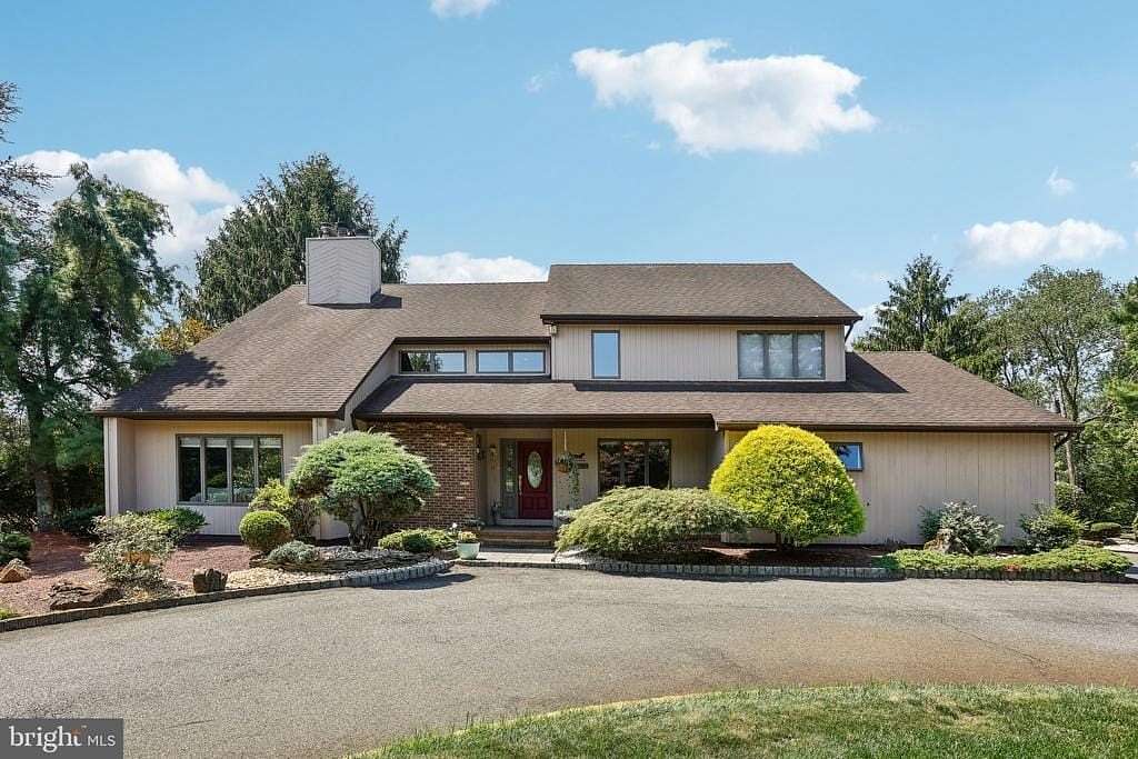 Land with Home for Sale in Manalapan, New Jersey